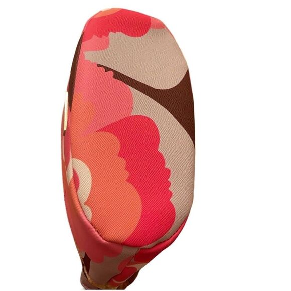 Trina Turk Rainbow Petals Straw Purse - Picture 7 of 12